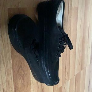 Did not fit me. New blacks vans authentic.